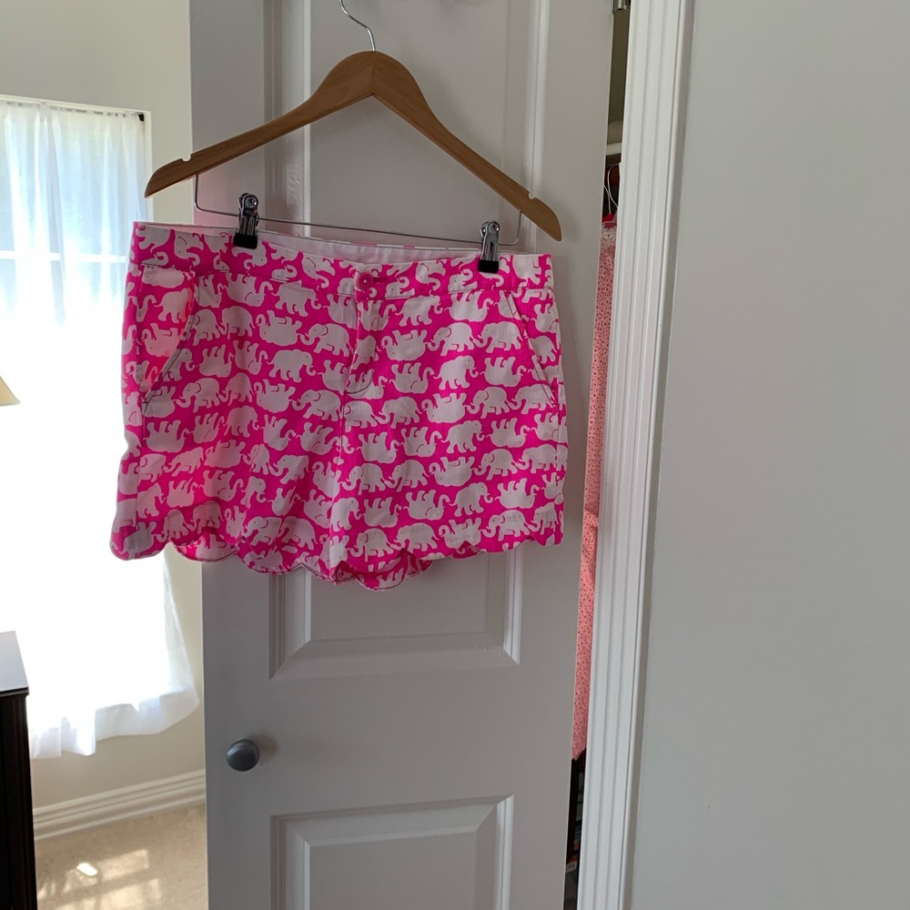 Lilly Pulitzer tusk in sun buttercups